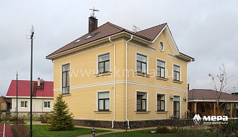 Фасады дома: Дом из кирпича в пос. Александровская №2