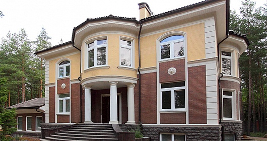 Кирпичный дом в Белоострове