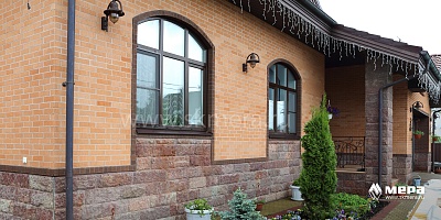 Фасады: Загородный дом из кирпича в пос. Александровская №8